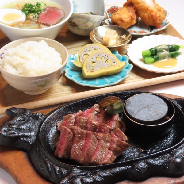 夜の熊本御膳　和牛あか牛ステーキセット